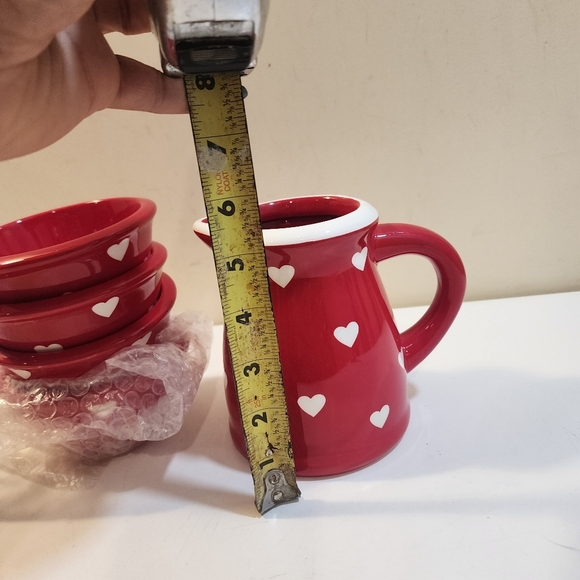 Terramoto Ceramic Red Heart Dish  Five Pieces Set - Picture 7 of 10